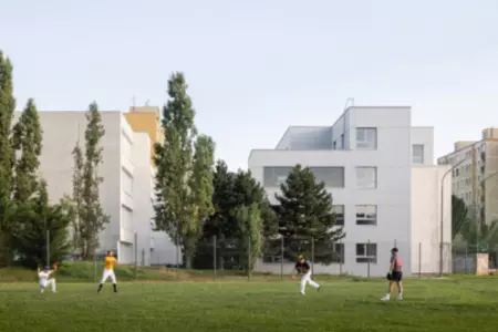 Základná škola Ivana Bukovčana, Bratislava