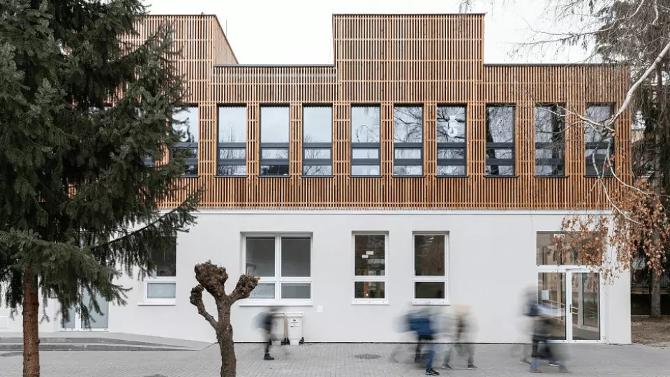 Základná škola Záhorská Bystrica